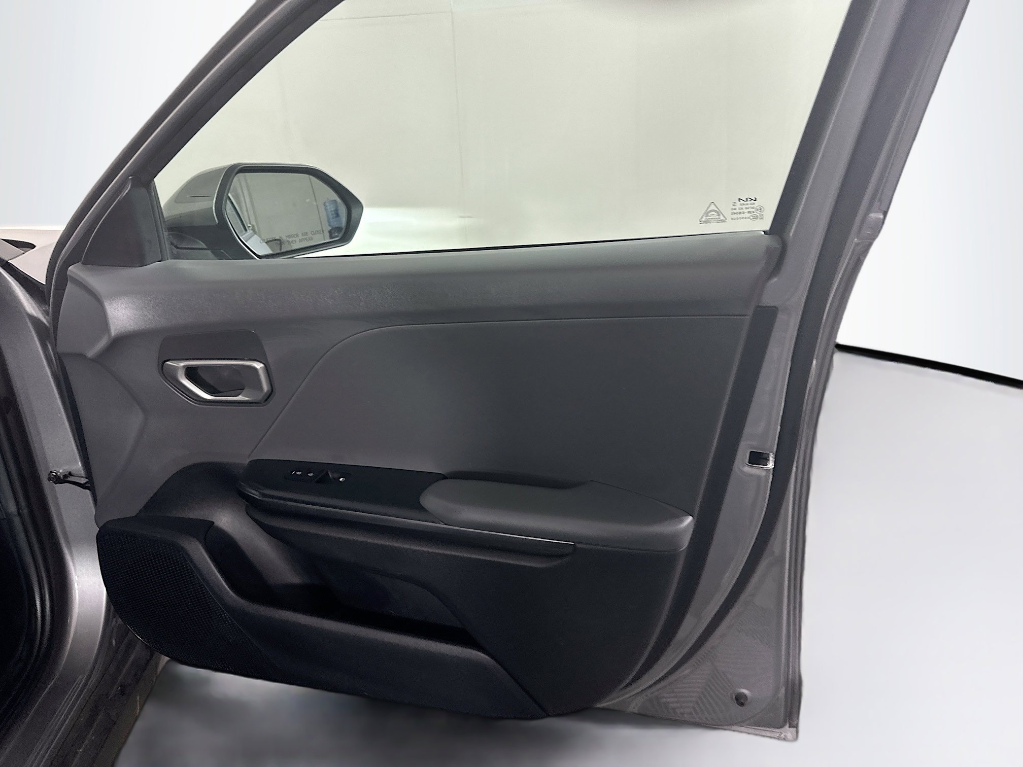 Used 2025 Kia K4 LXS image 31