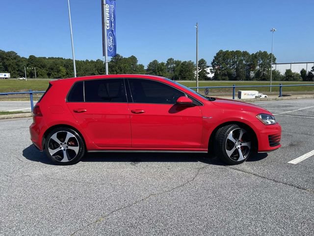Used 2017 Volkswagen Golf 4-Door FWD image 2