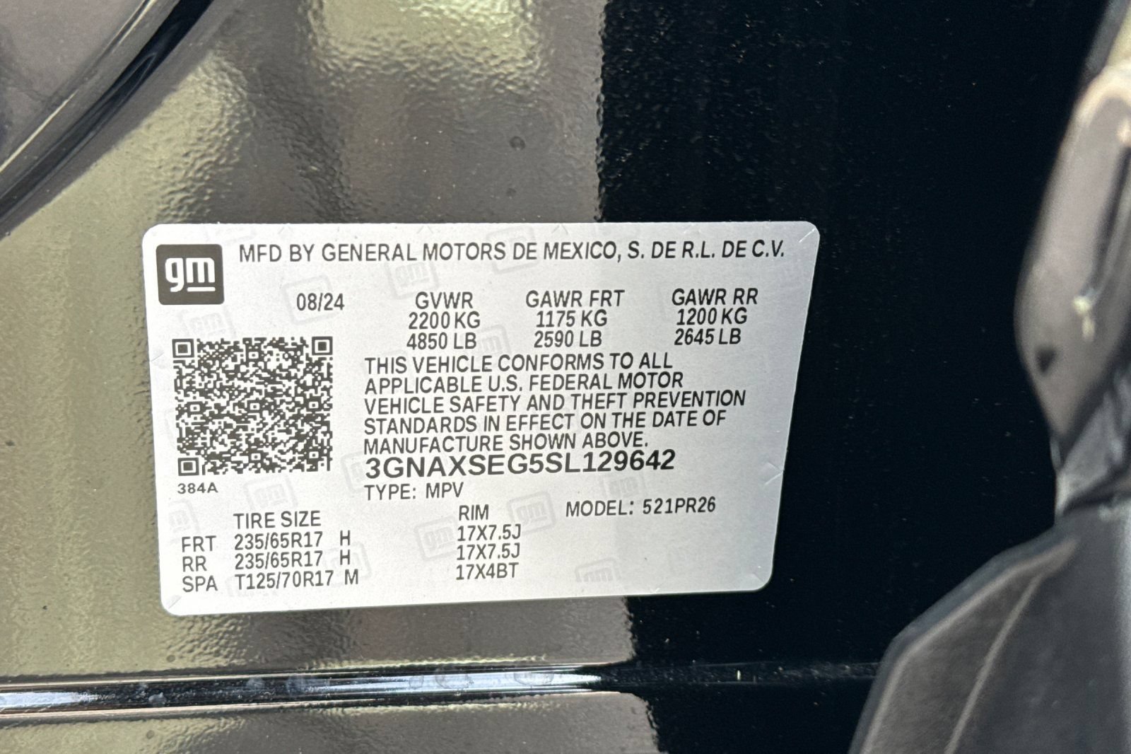 Used 2025 Chevrolet Equinox ACTIV w/ Safety and Technology Package AWD/4WD image 26