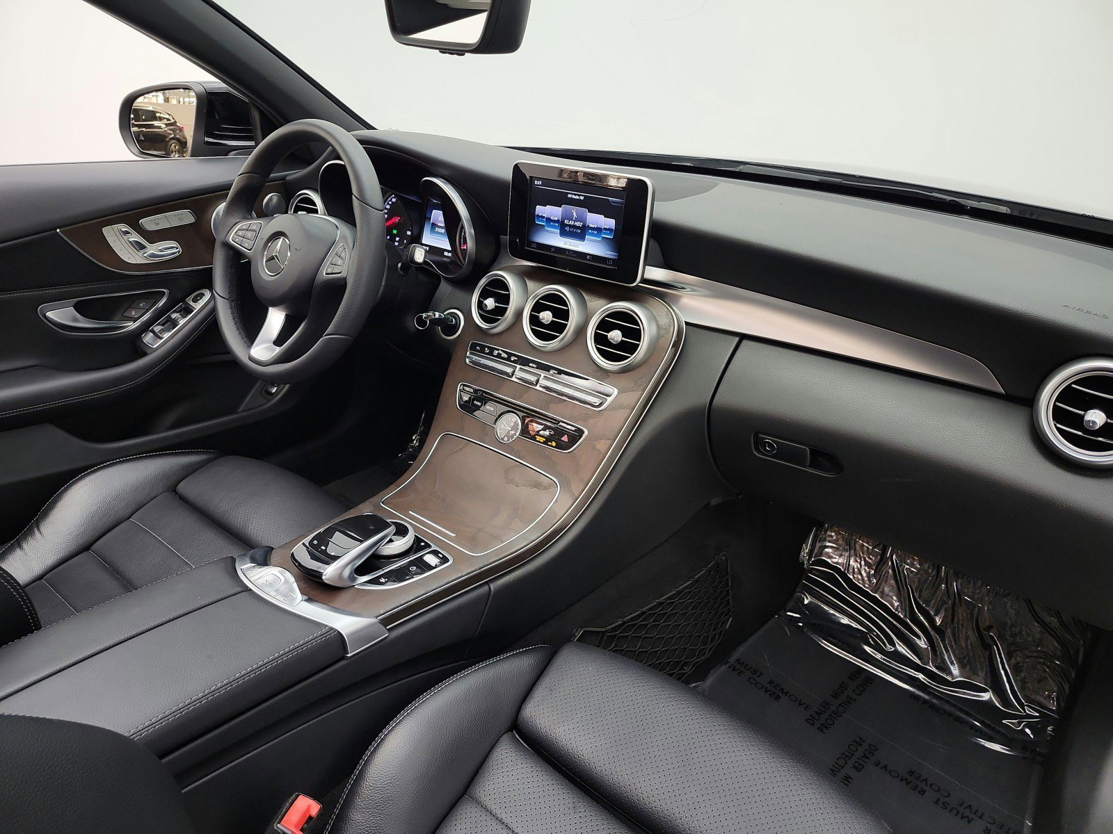 Used 2018 Mercedes-Benz C 300 Cabriolet image 17