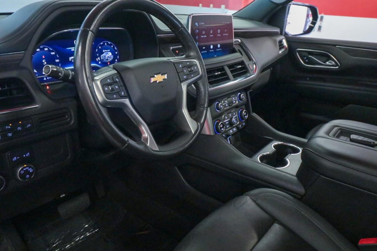 Used 2022 Chevrolet Tahoe LT w/ Luxury Package RWD image 13