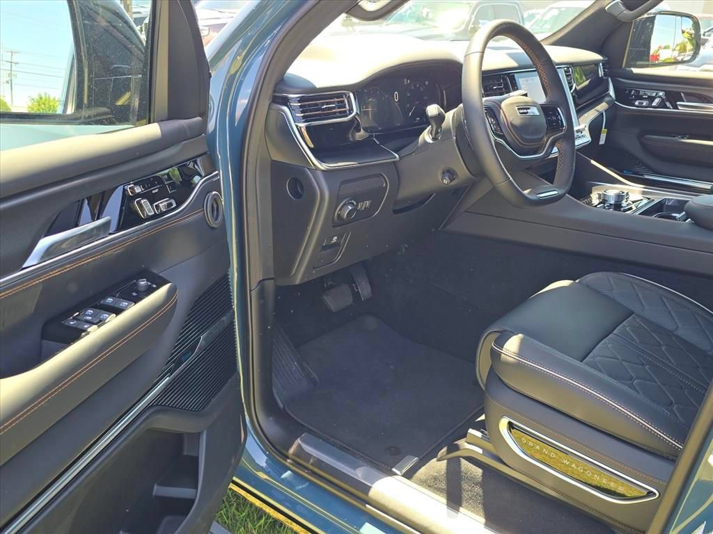 New 2026 Jeep Grand Wagoneer L Summit AWD/4WD image 4