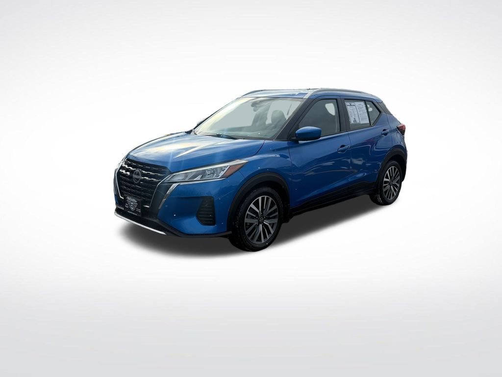 Used 2023 Nissan Kicks SV image 3
