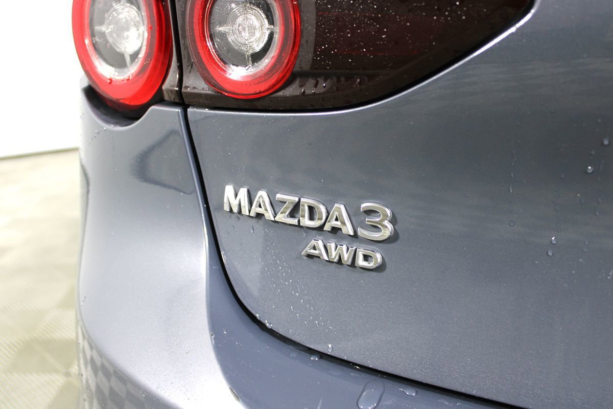 Used 2024 MAZDA MAZDA3 s AWD/4WD image 32