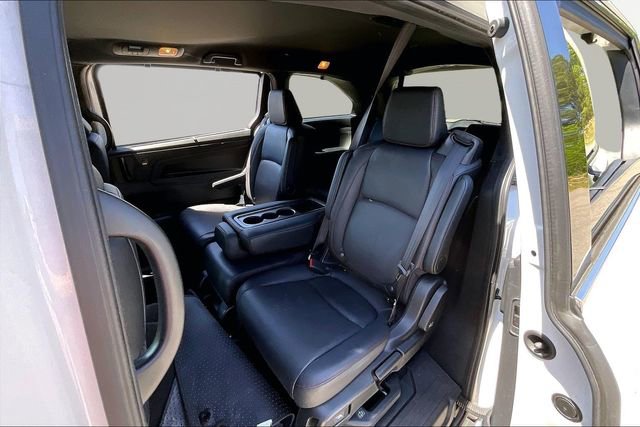 Used 2025 Honda Odyssey Sport-L image 16