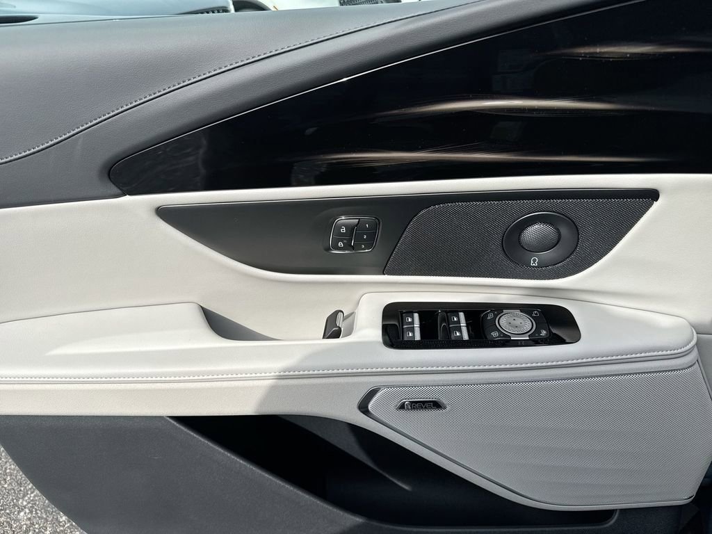 New 2026 Lincoln Nautilus Reserve image 22