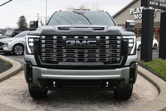 Used 2025 GMC Sierra 2500 Denali Ultimate image 2