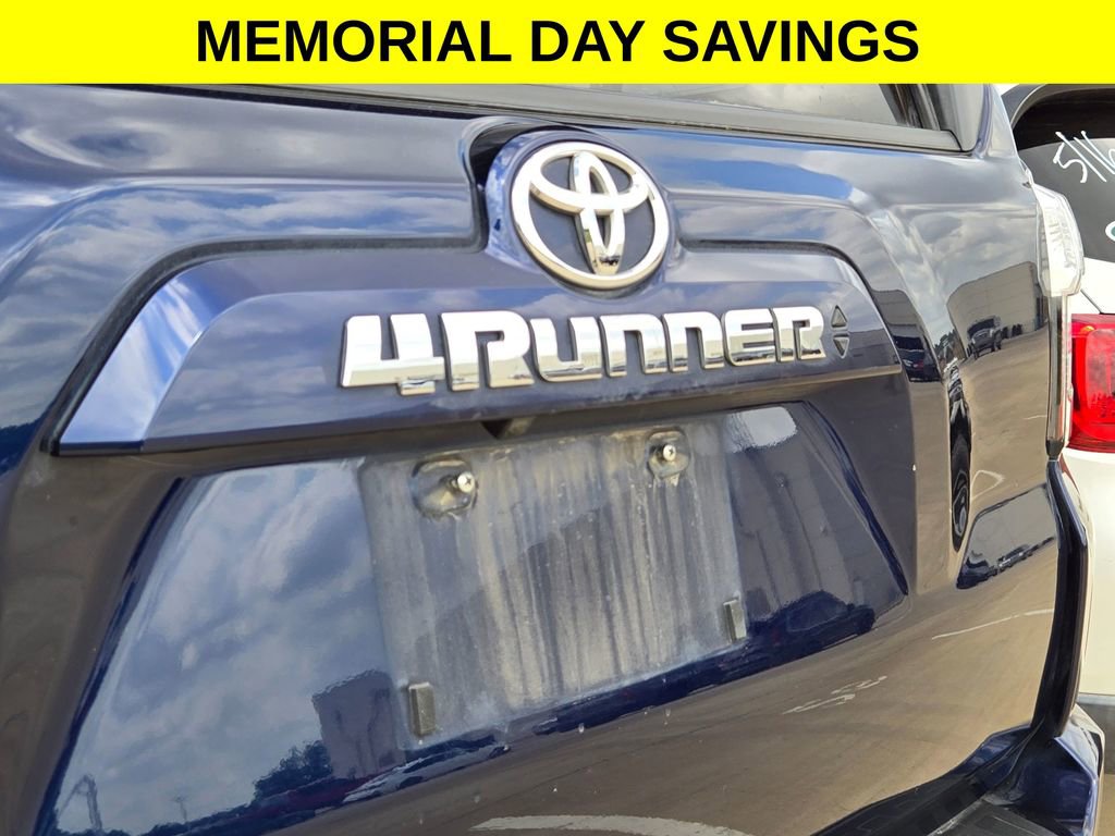 Used 2020 Toyota 4Runner SR5 Premium w/ Moonroof Package AWD/4WD image 10