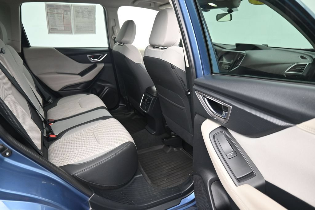 Used 2021 Subaru Forester Premium AWD/4WD image 12