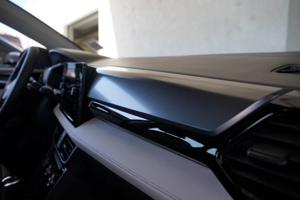 New 2027 Volkswagen Taos S FWD image 31