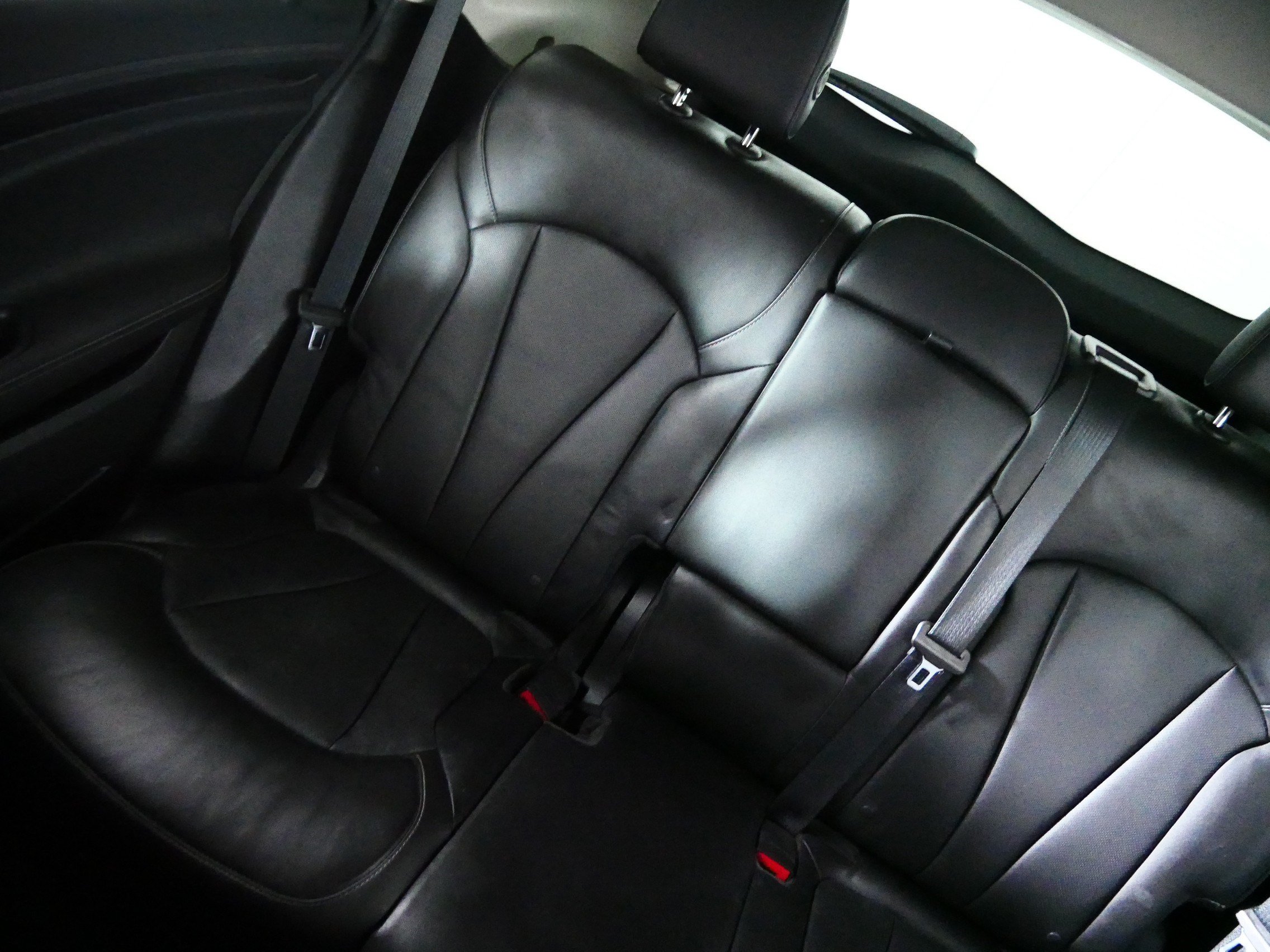 Used 2020 Buick Envision Essence FWD image 12