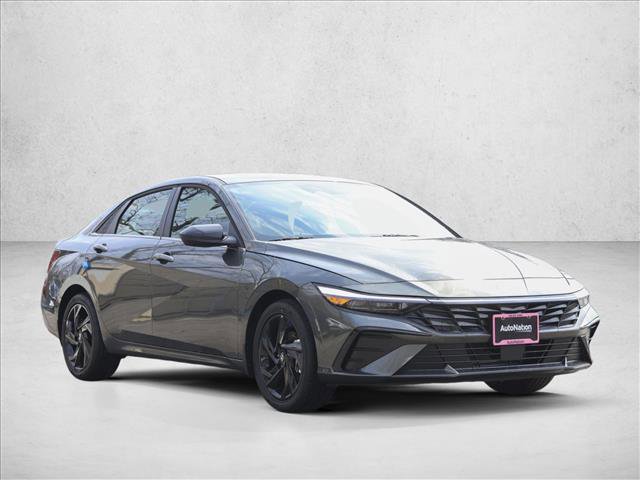 New 2026 Hyundai Elantra SEL Sport Premium video 3