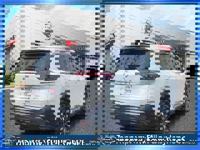 Used 2023 Nissan Rogue SL w/ SL Premium Package AWD/4WD image 6