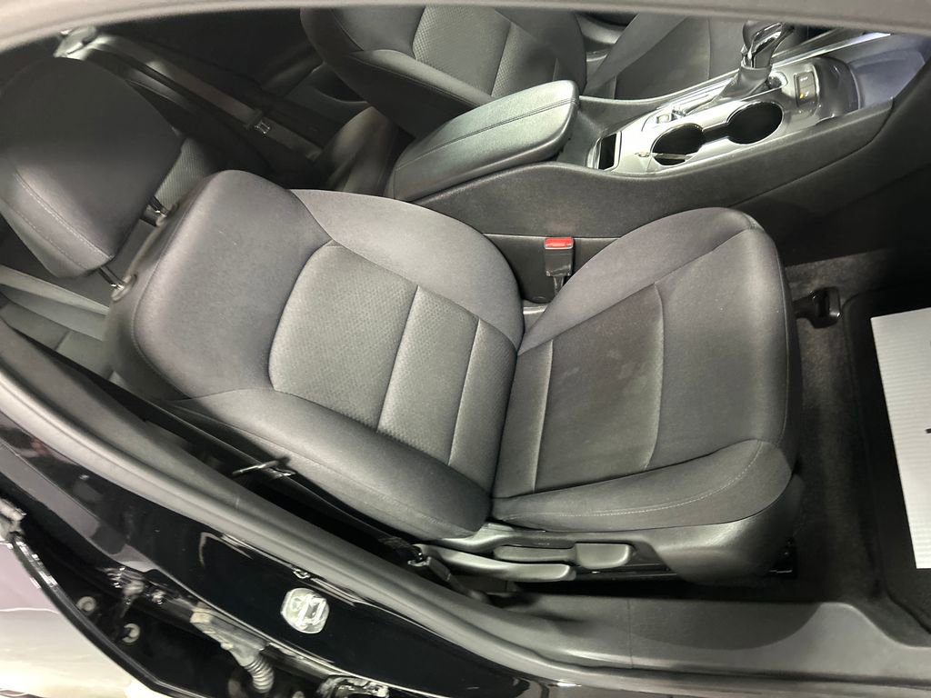 Used 2024 Chevrolet Malibu LT image 25
