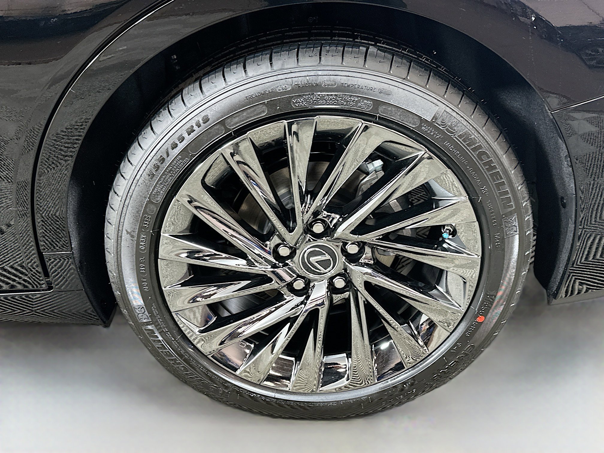 New 2025 Lexus ES 350 w/ Luxury Package image 30