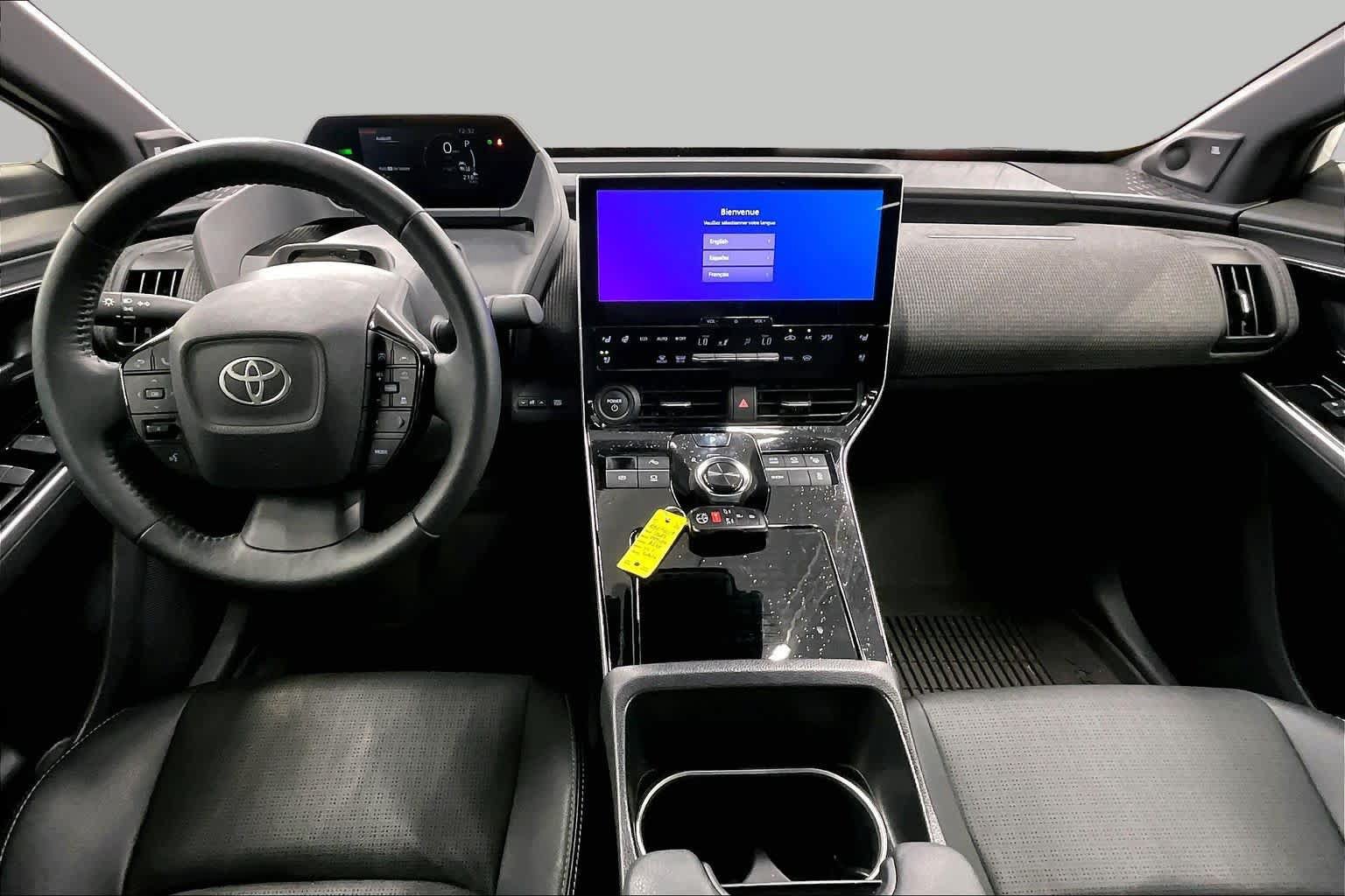Used 2024 Toyota bZ4X FWD image 15
