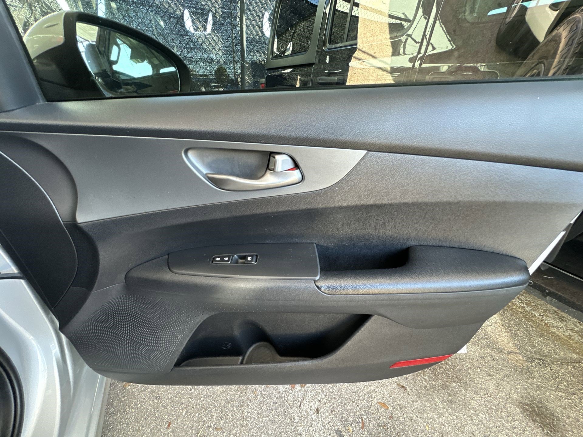 Used 2021 Kia Forte LXS image 29