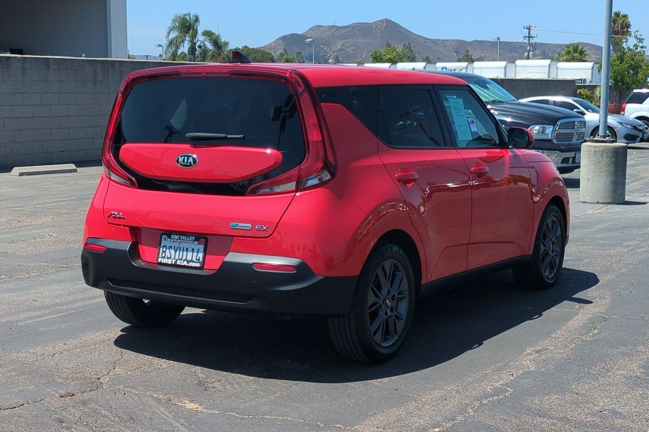 Certified 2021 Kia Soul EX FWD image 6