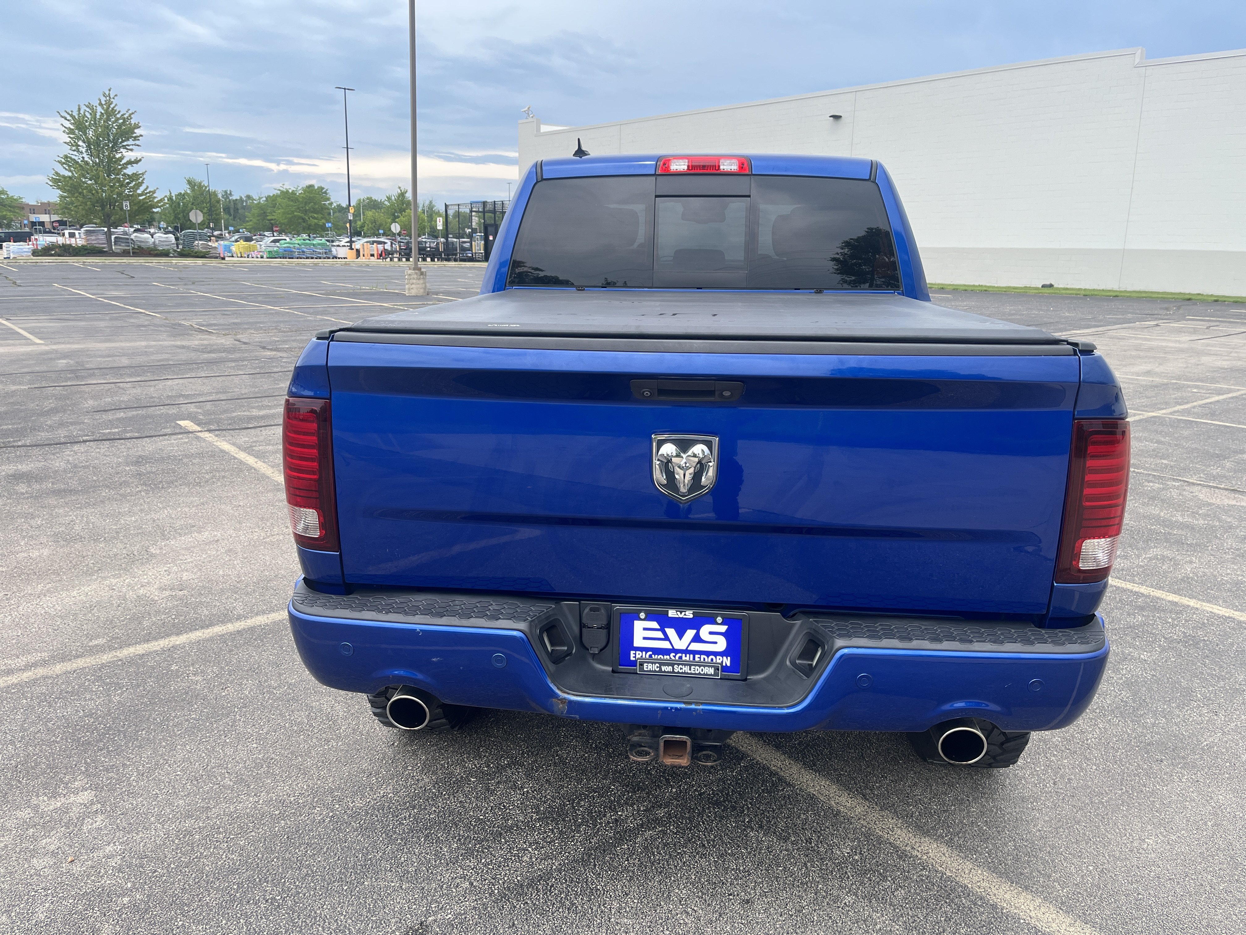 Used 2015 RAM 1500 Sport w/ Convenience Group AWD/4WD image 5