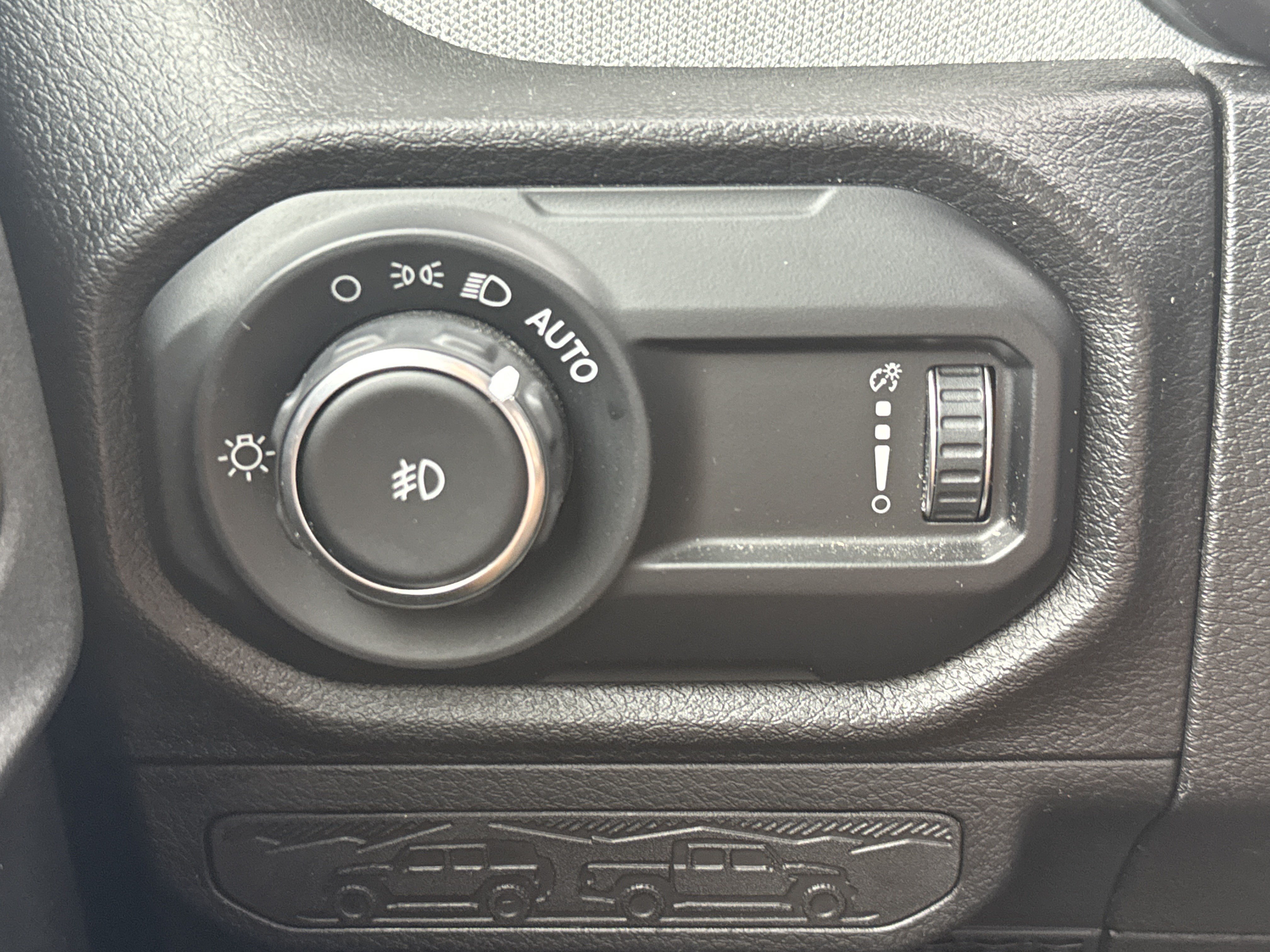 Used 2024 Jeep Wrangler Unlimited Sport AWD/4WD image 14