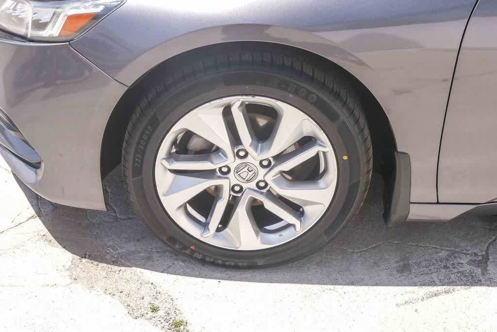 Used 2019 Honda Accord LX image 5