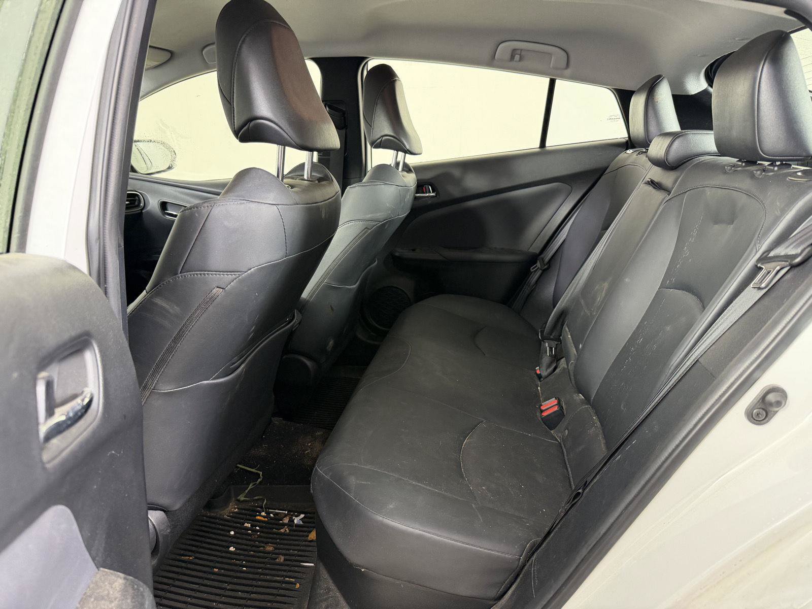 Used 2022 Toyota Prius AWD image 16