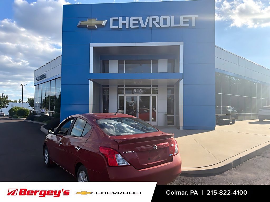 Used 2014 Nissan Versa SV w/ Convenience Package FWD image 6