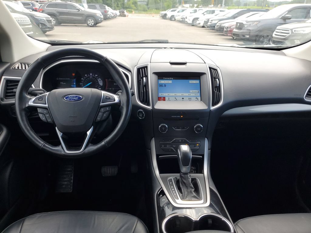Used 2016 Ford Edge SEL w/ Equipment Group 201A AWD/4WD image 14