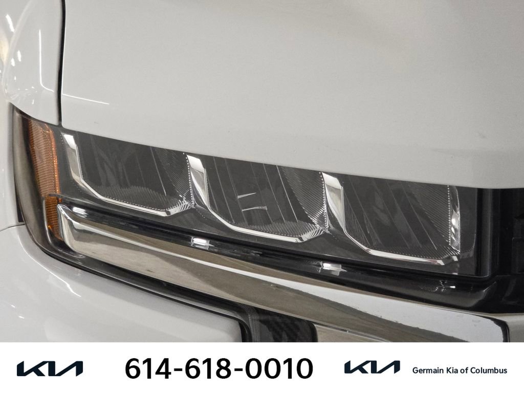 Used 2020 Chevrolet Silverado 1500 LT w/ All-Star Edition AWD/4WD image 15