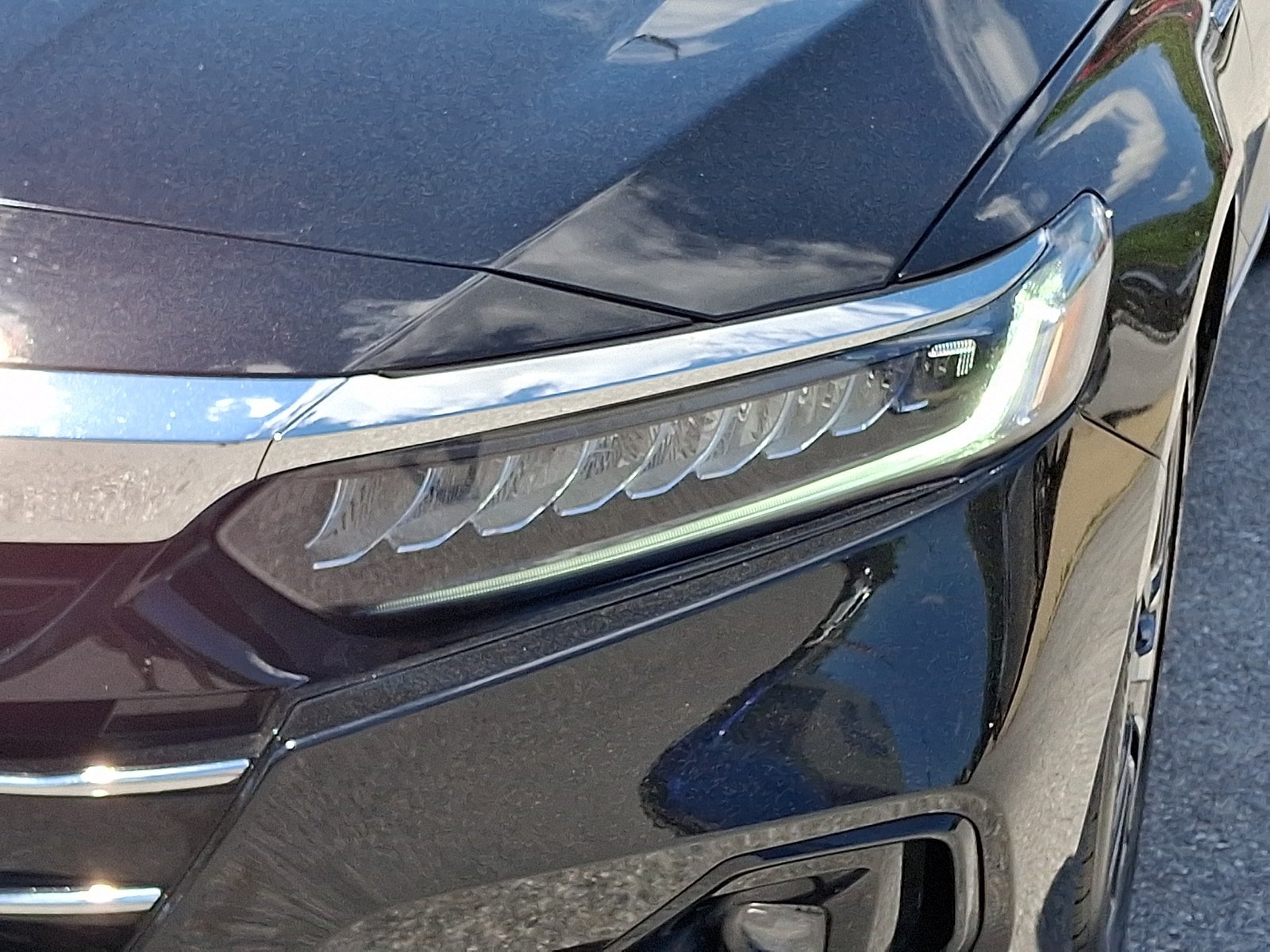 Used 2021 Honda Accord EX image 9