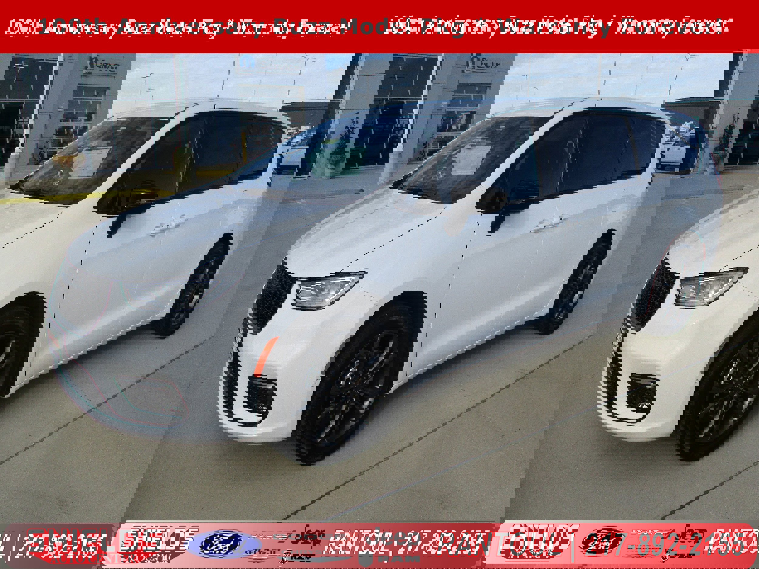 New 2026 Chrysler Pacifica Select image 1