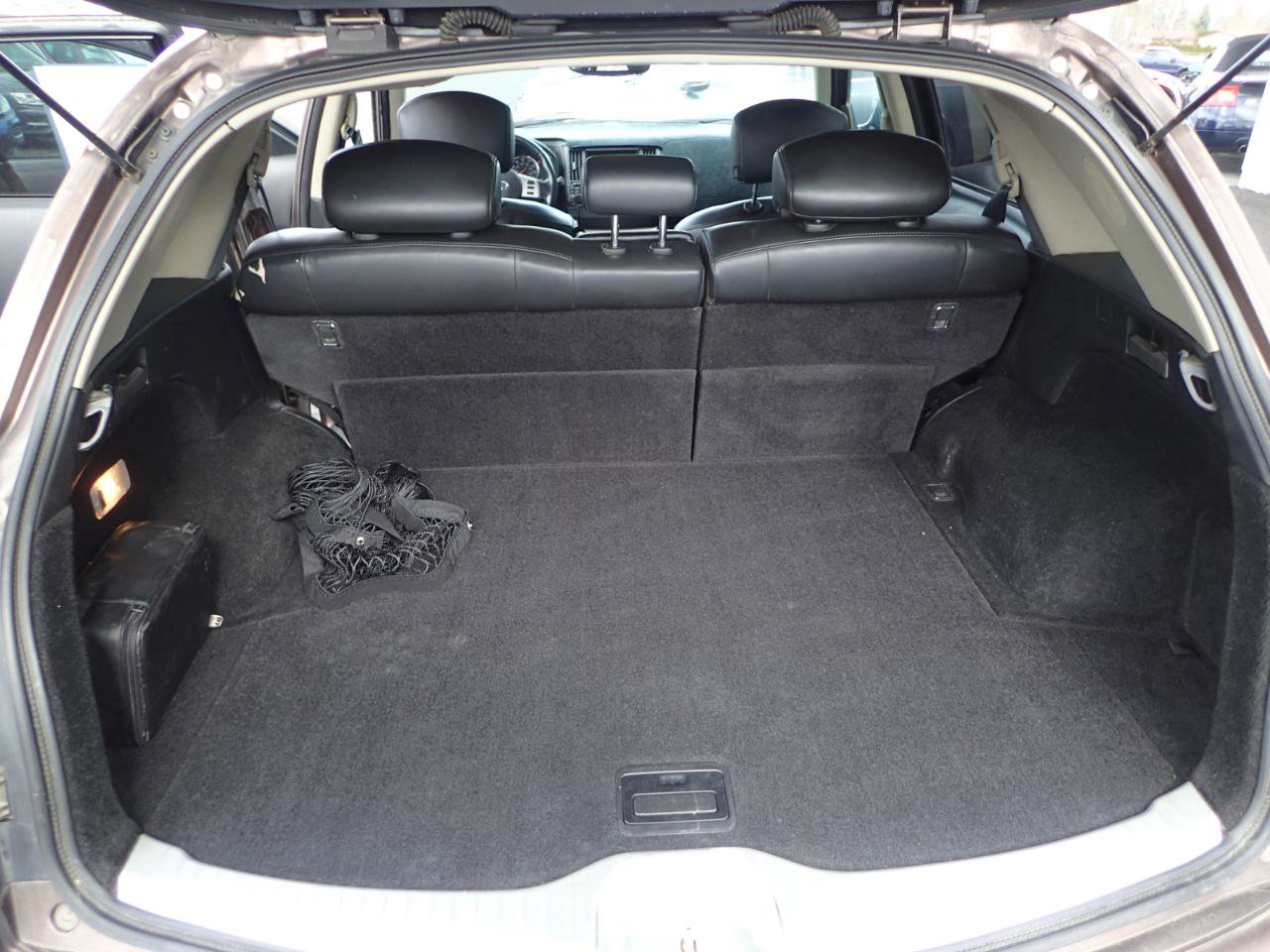 Used 2004 INFINITI FX35 AWD w/ Touring Pkg image 11