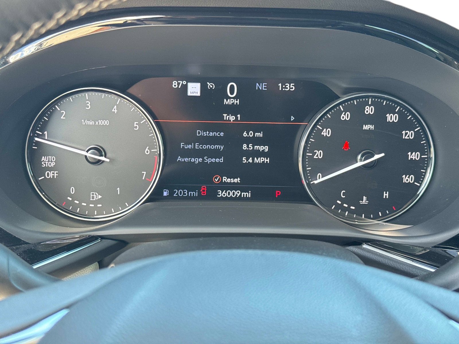 Used 2022 Buick Envision Avenir w/ Technology Package II image 31