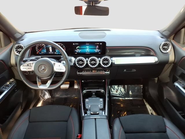 Used 2023 Mercedes-Benz GLB 35 AMG 4MATIC image 31