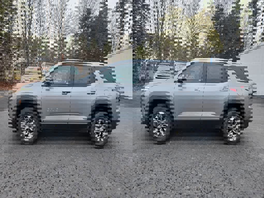 New 2026 Chevrolet Equinox LT image 4