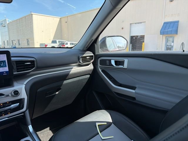 Certified 2024 Ford Explorer XLT w/ Equipment Group 202A image 22