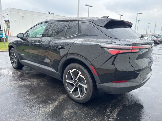 Used 2026 Chevrolet Equinox EV LT w/ Comfort Package image 4
