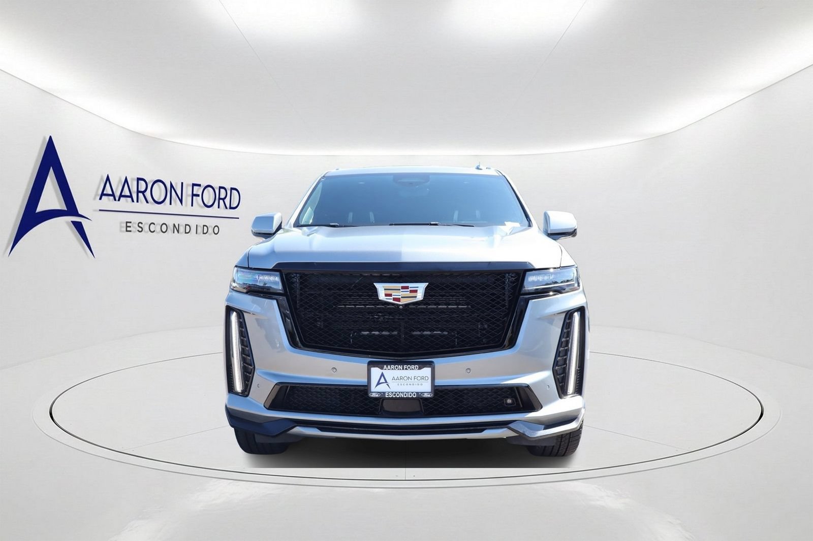 Used 2023 Cadillac Escalade V AWD/4WD image 2