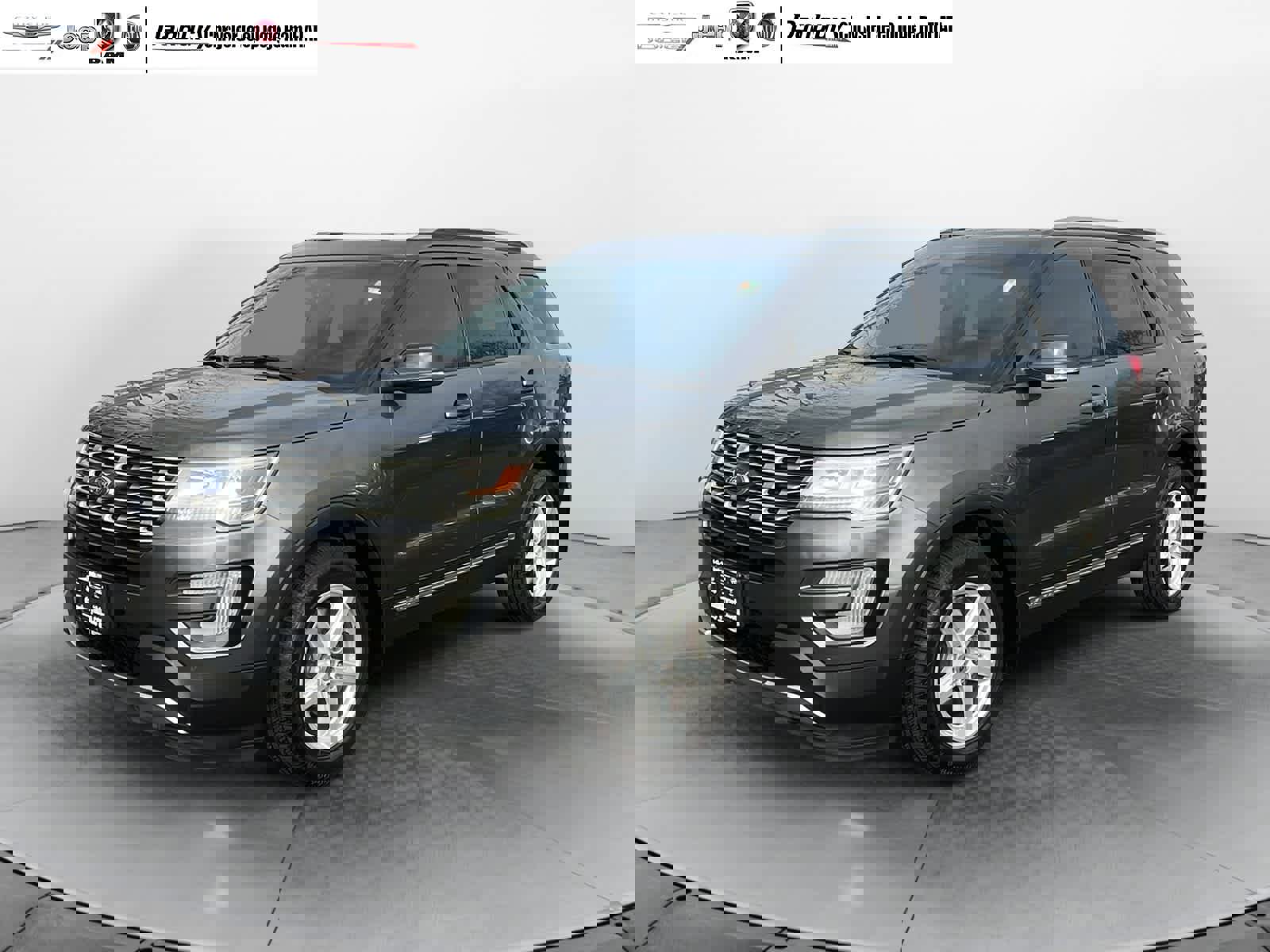 Used 2016 Ford Explorer XLT w/ Equipment Group 202A image 3