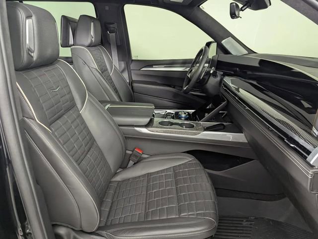Used 2025 Cadillac Escalade V w/ LPO, Floor Liner Package image 29