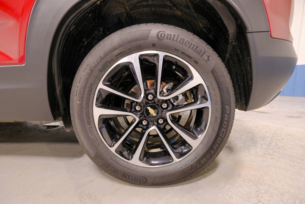 Used 2025 Chevrolet TrailBlazer LT image 39