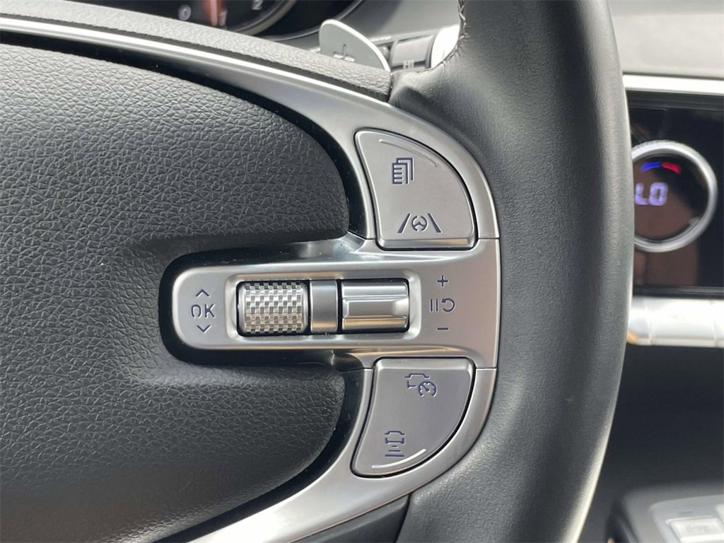 Certified 2025 Genesis GV70 2.5T image 21