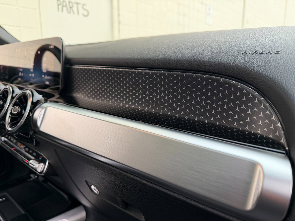 Used 2026 Mercedes-Benz GLB 250 4MATIC image 37