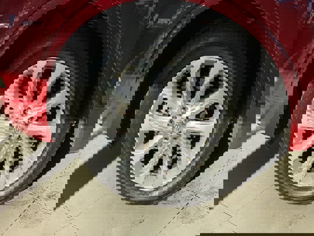 Used 2017 Buick Envision Premium w/ Driver Confidence Package image 13