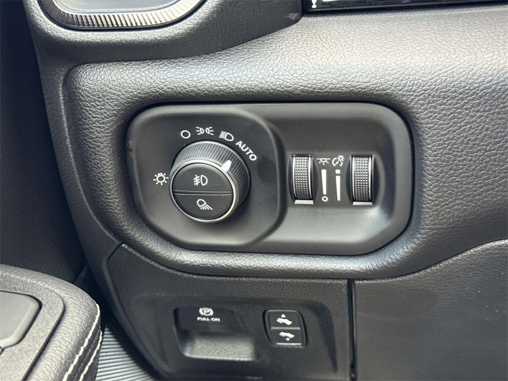 New 2026 RAM 1500 Rebel image 18