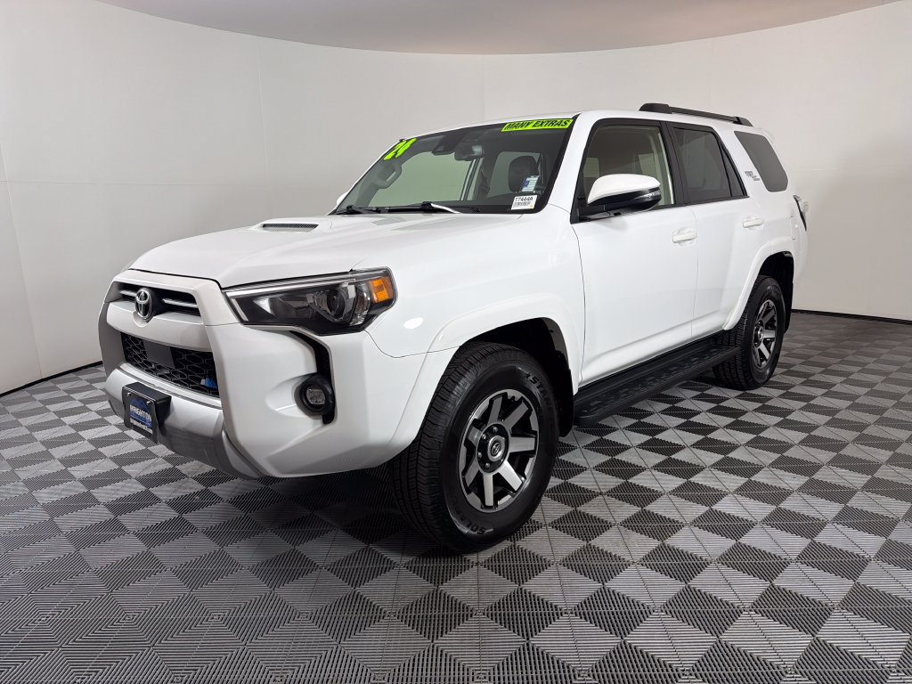 Used 2024 Toyota 4Runner TRD Off-Road Premium AWD/4WD image 7
