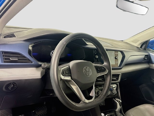 Used 2024 Volkswagen Taos SE FWD image 9
