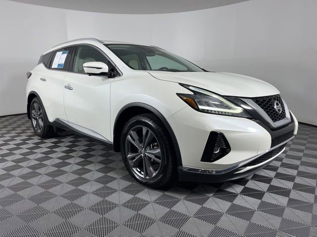 Used 2020 Nissan Murano Platinum image 2