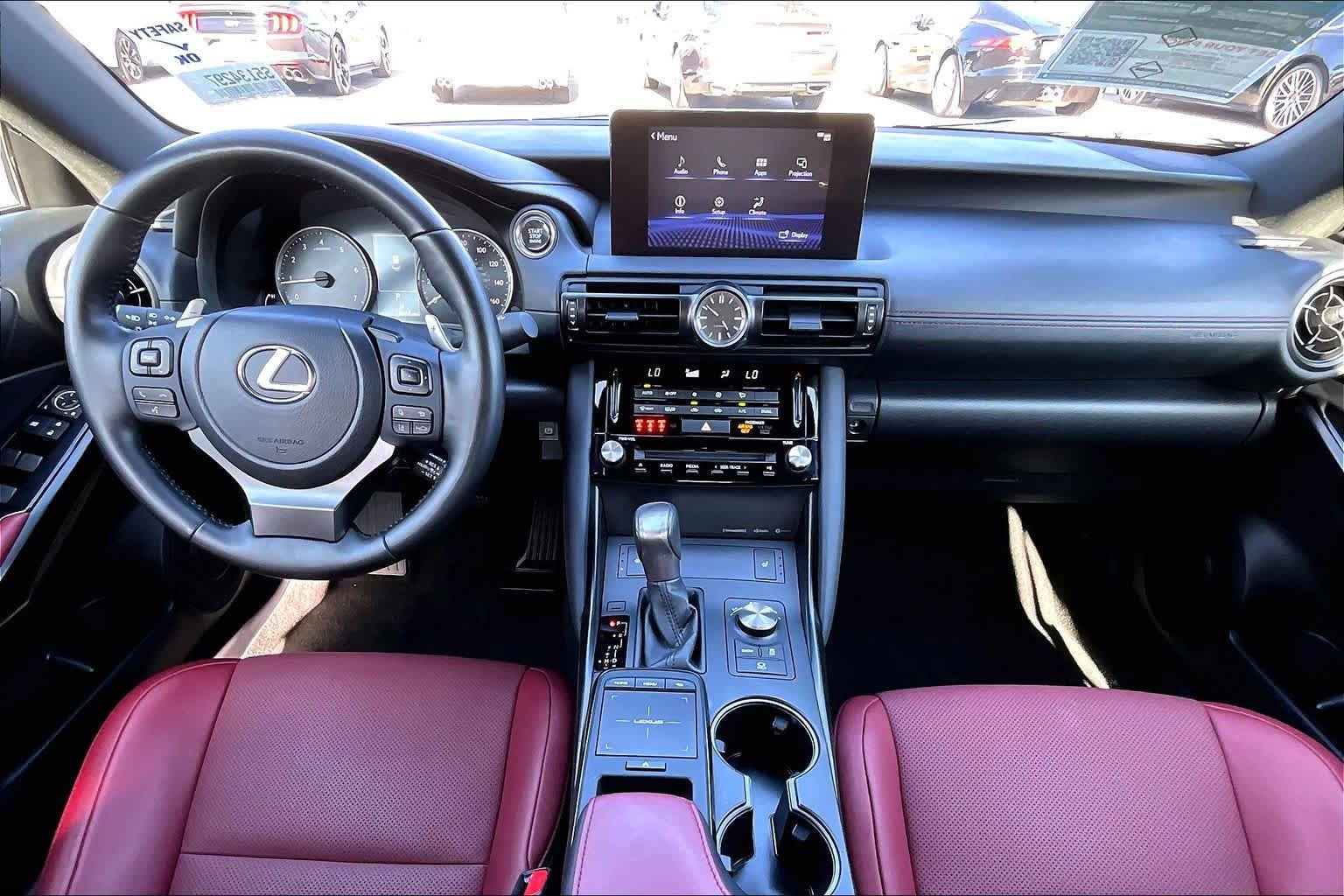 Certified 2025 Lexus IS 300 F Sport image 14