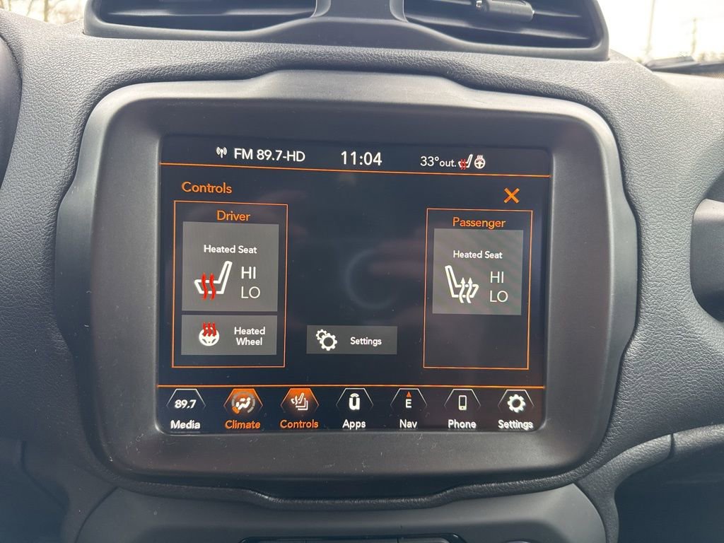 Used 2022 Jeep Renegade Trailhawk image 24